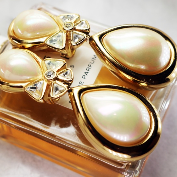 ⚜️ Vintage Christian Dior Crystal & Pearl Earrings - Picture 2 of 15
